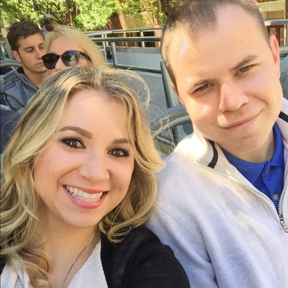 Meet your Posher, Amanda - Picture 1 of 1